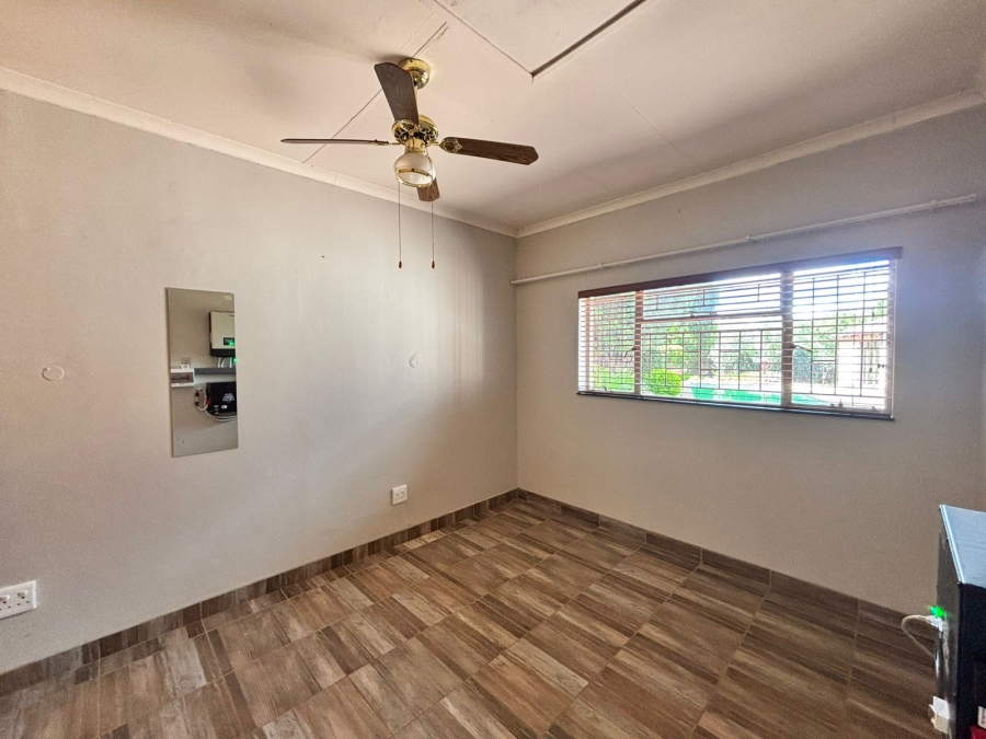 4 Bedroom Property for Sale in La Hoff North West